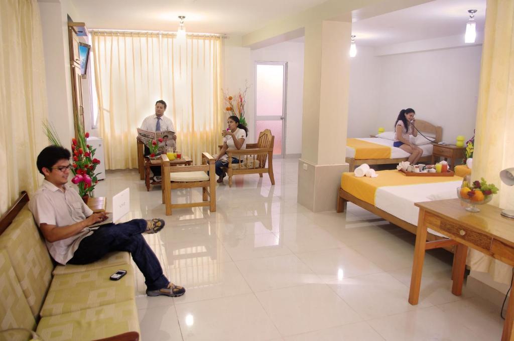 Del Castillo Plaza Hotel Pucallpa Chambre photo