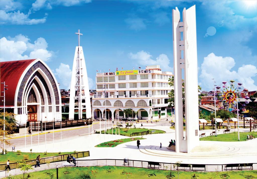 Del Castillo Plaza Hotel Pucallpa Extérieur photo